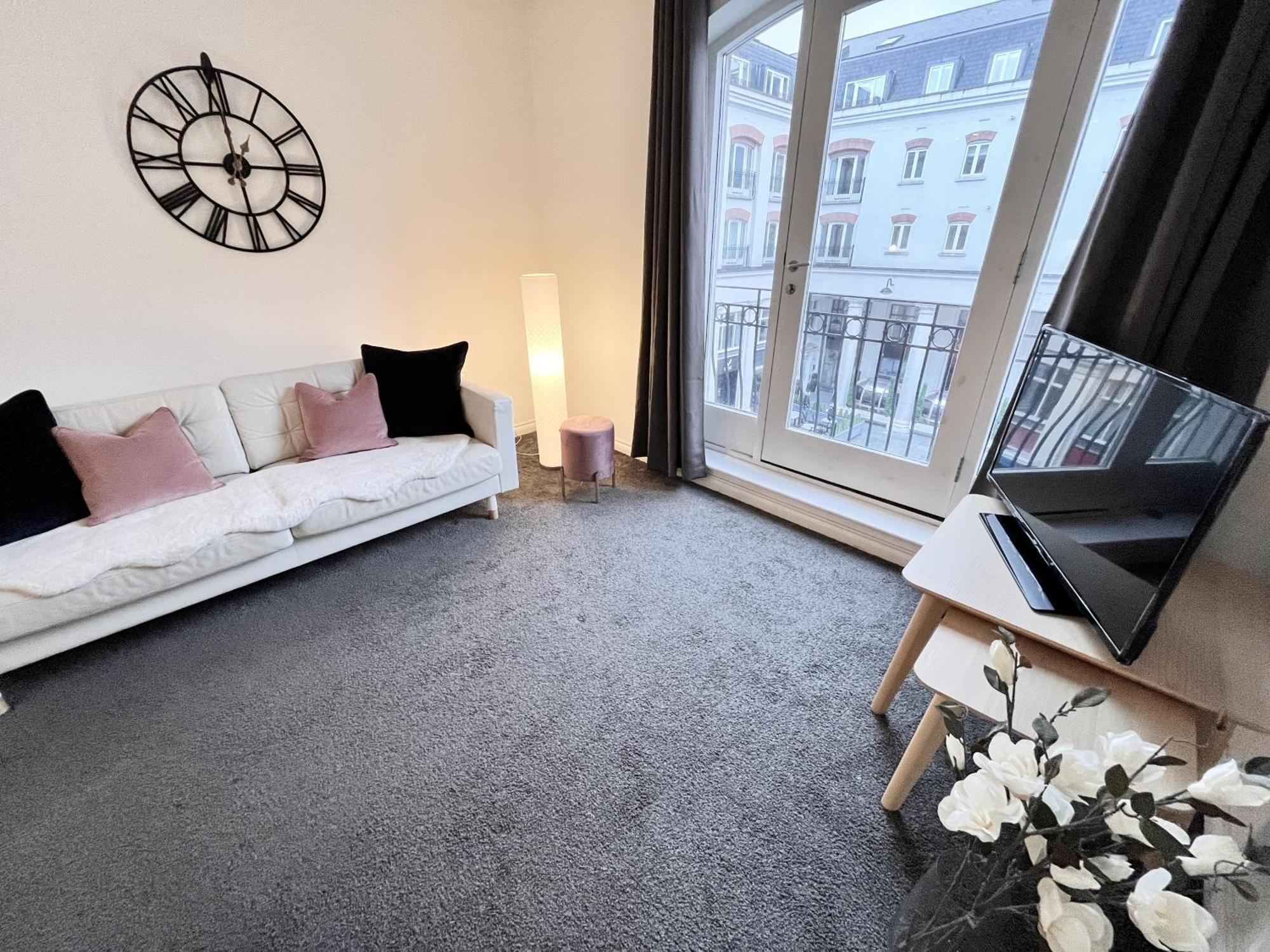 Academy Street Apartments เบลฟาสต์ ภายนอก รูปภาพ